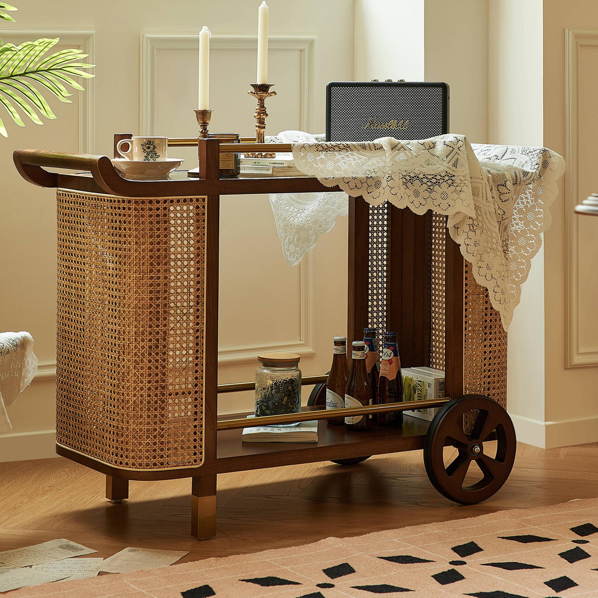 Rolling & Bar Tables