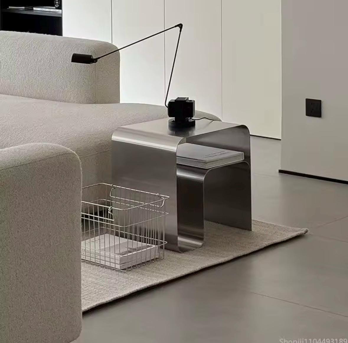 Stainless Steel Side Table – Nordic Minimalist C-Shaped End Table for Bedroom or Living Room